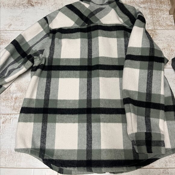 Green Sage Warm Oversized Flannel Shacket - Picture 3 of 3